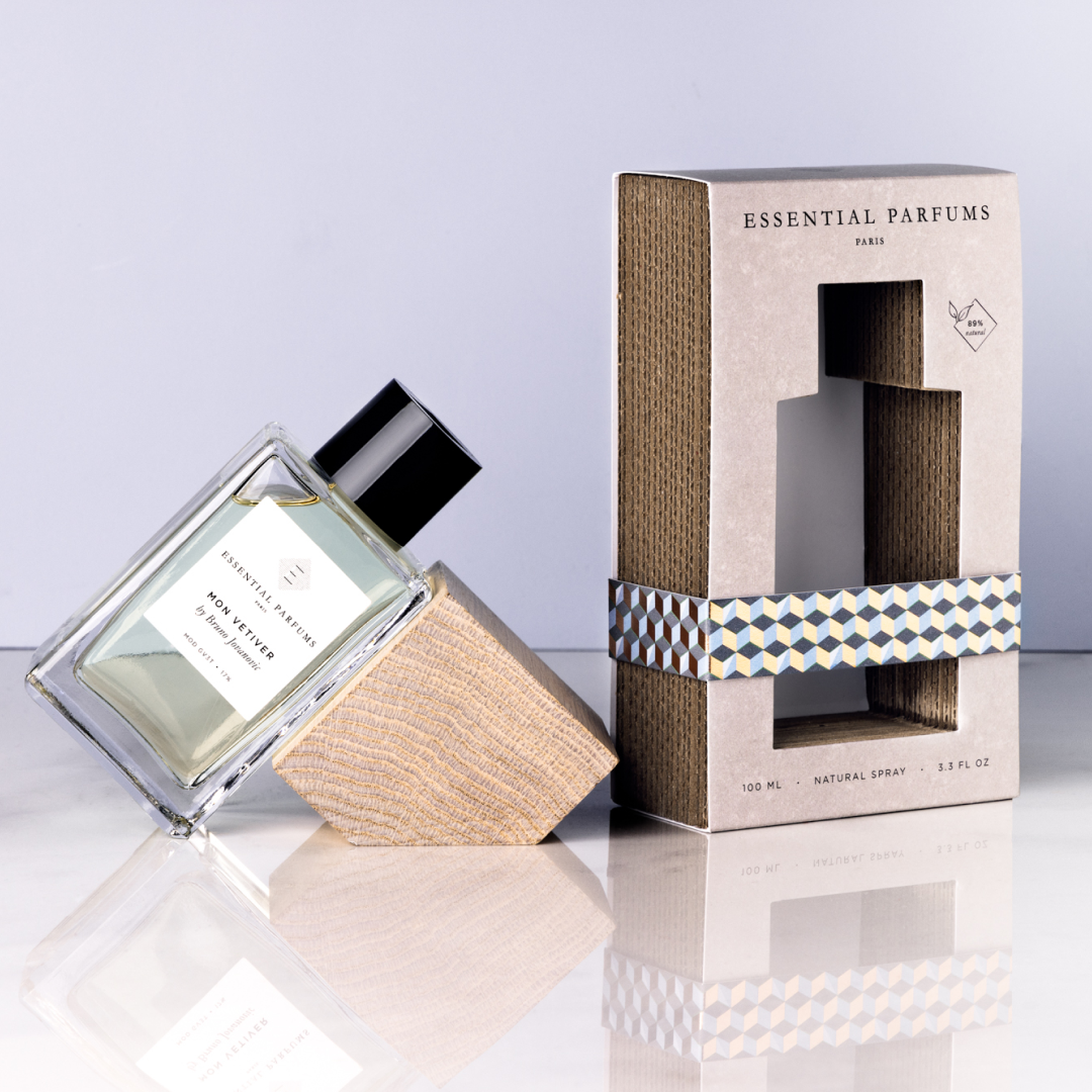 Accents of natural lavandin and gentian